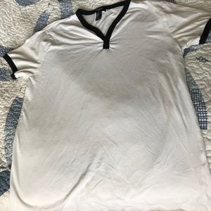 ▪️Men’s White Tee▪️